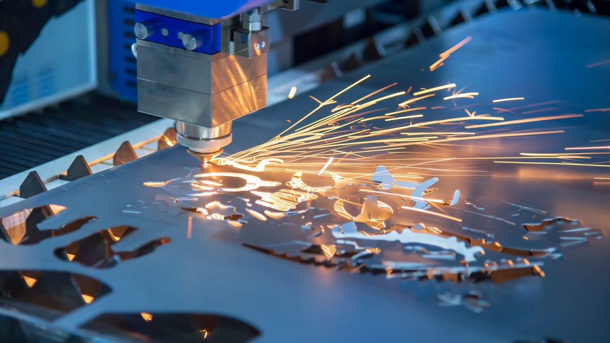 Why Laser Cutting Is Best for Sheet Metal Fabrication? 2 fiber laser cutting machine 1