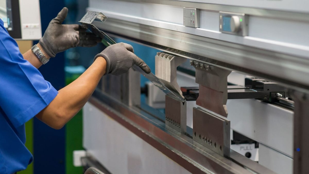 What is a hydraulic press brake? 3 hydraulic press brake