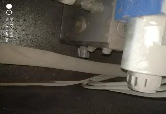 How to Replace Blades on Hydraulic Guillotine Shears: A Comprehensive Guide 5 3