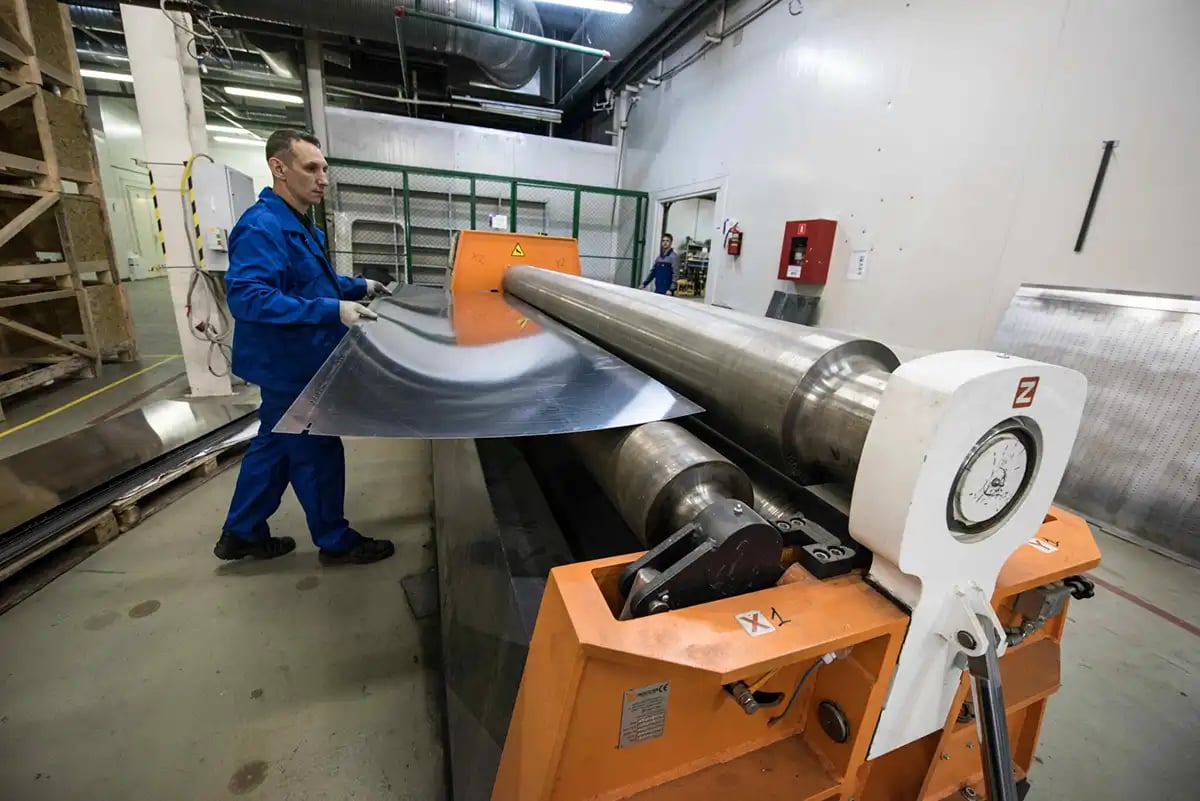 Plate Rolling Machines: Definition, Varieties, Components, Working Principles, and Benefits 2 plate rolling machine for plate