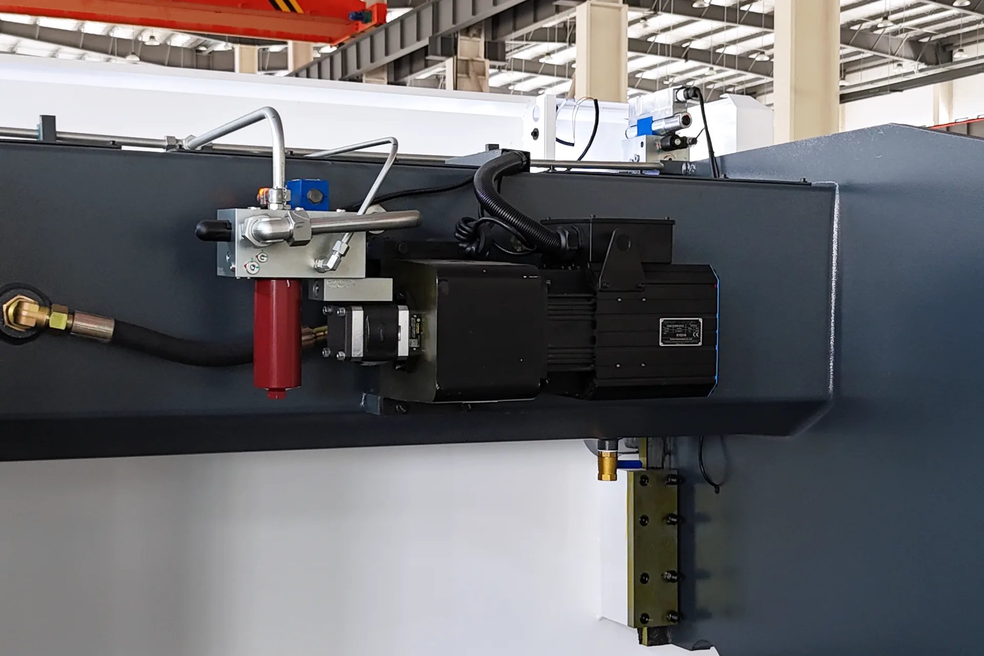 PBS Series CNC Press Brake 11 New Hybrid Servo ECO Function