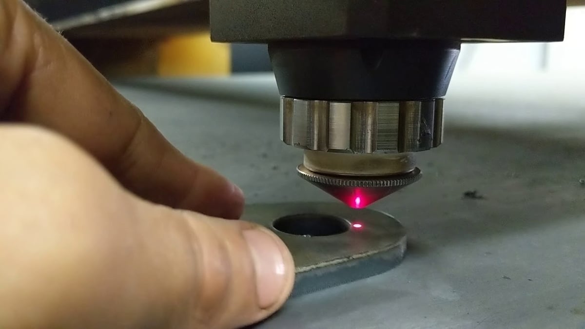 Essential Features to Look for in a Sheet Metal Laser Cutting Machine 6 maxresdefault 1 1