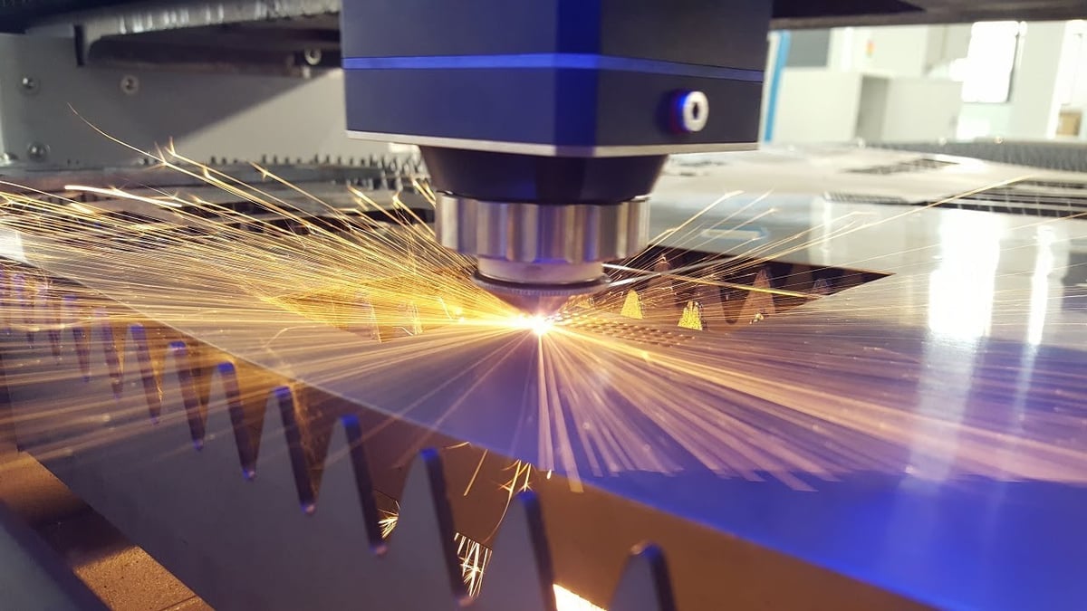 Essential Features to Look for in a Sheet Metal Laser Cutting Machine 3 maxresdefault 1