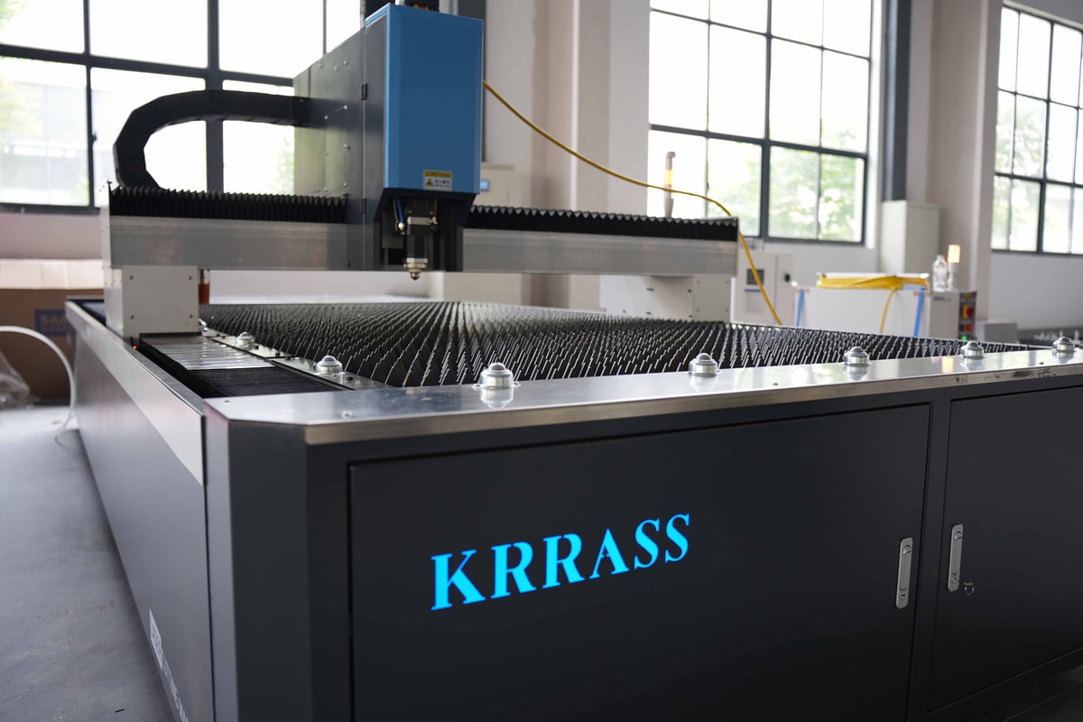 What Is the Speed of 3kw Laser Cutting: Exploring the Limits 5 DSC06806 拷贝